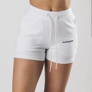 Alphalete Women’s Essential Core Short - NWT (White) XS